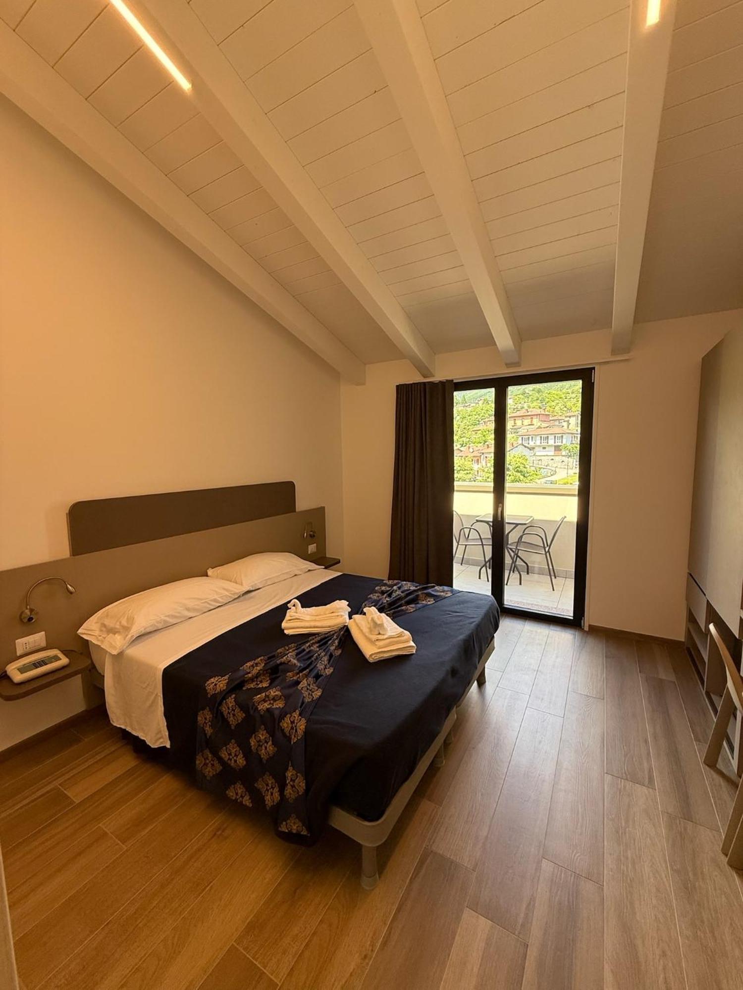 Hotel Merloni Grandola ed Uniti Ngoại thất bức ảnh